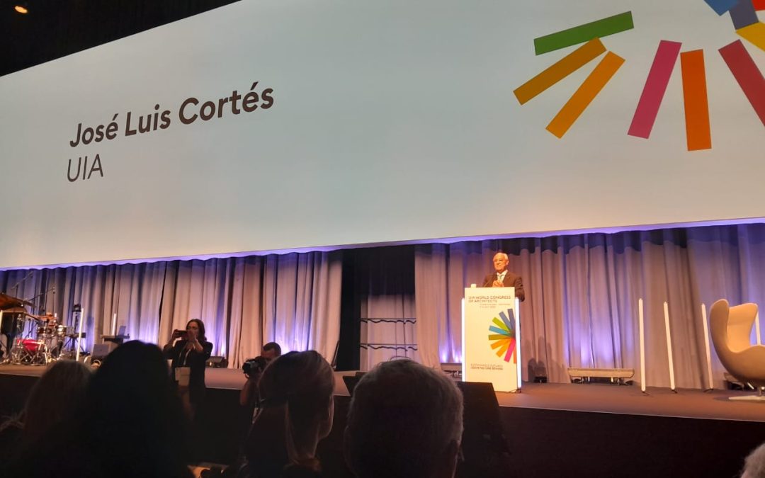 UIA celebra seus 75 anos em 2023 | um diálogo entre história e futuros sustentáveis.