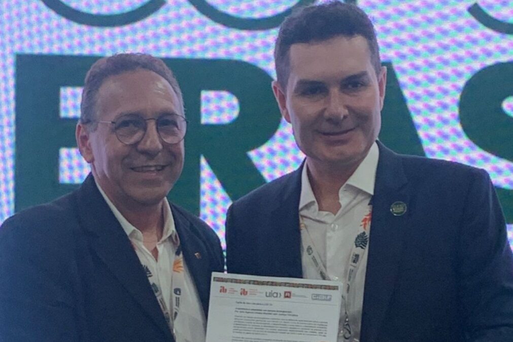IAB entrega ao Ministro das Cidades propostas para a COP30
