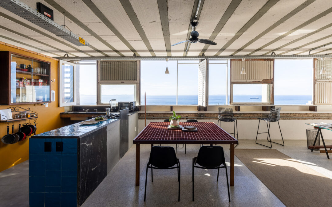 Arquivo: Arquitetura a partir de materiais reutilizados